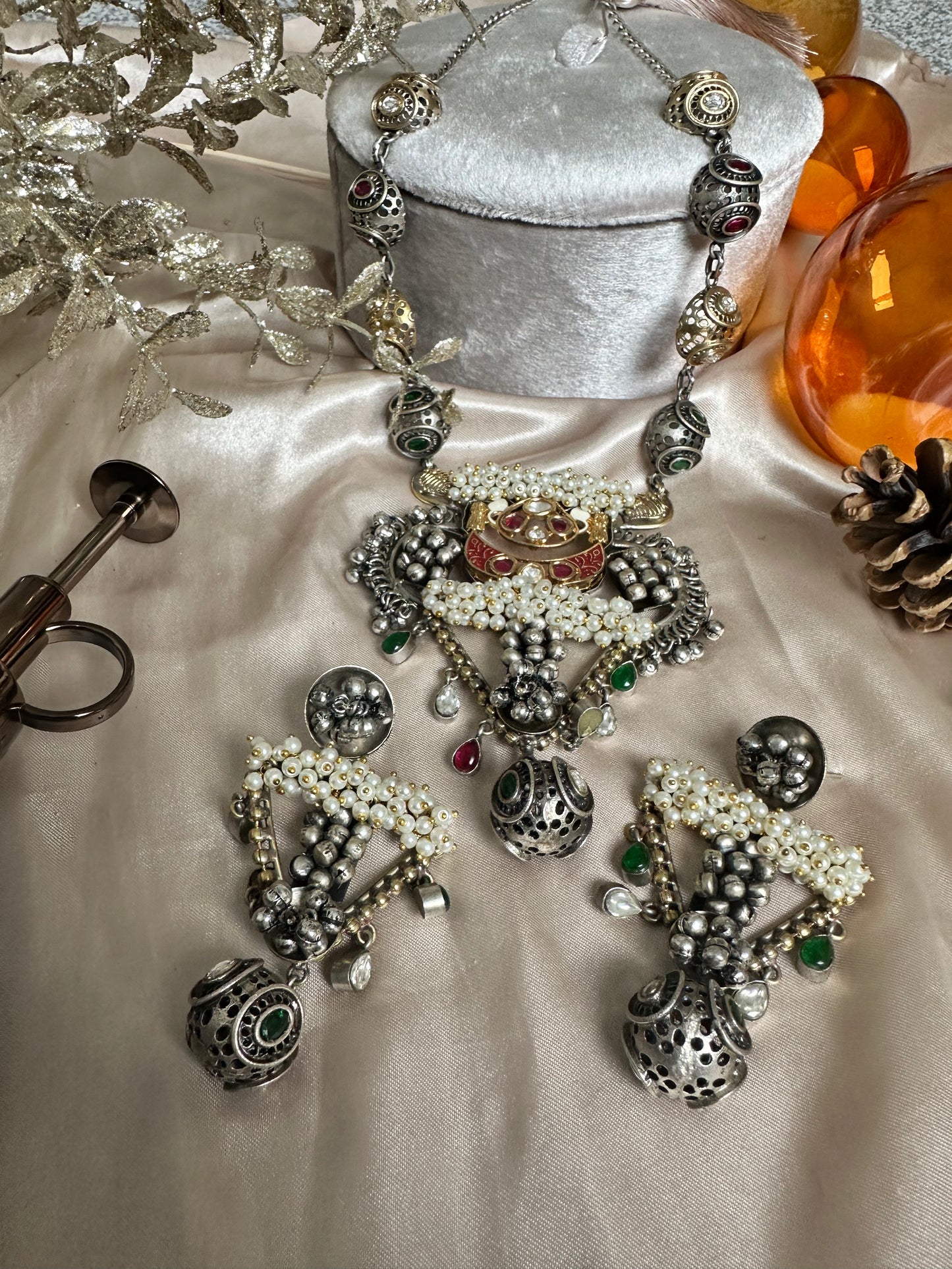 Noorie Necklace Set